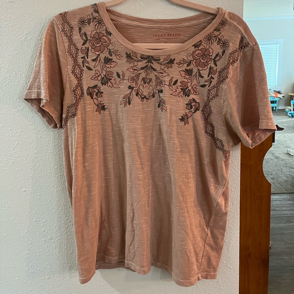 Pink lucky brand t shirt